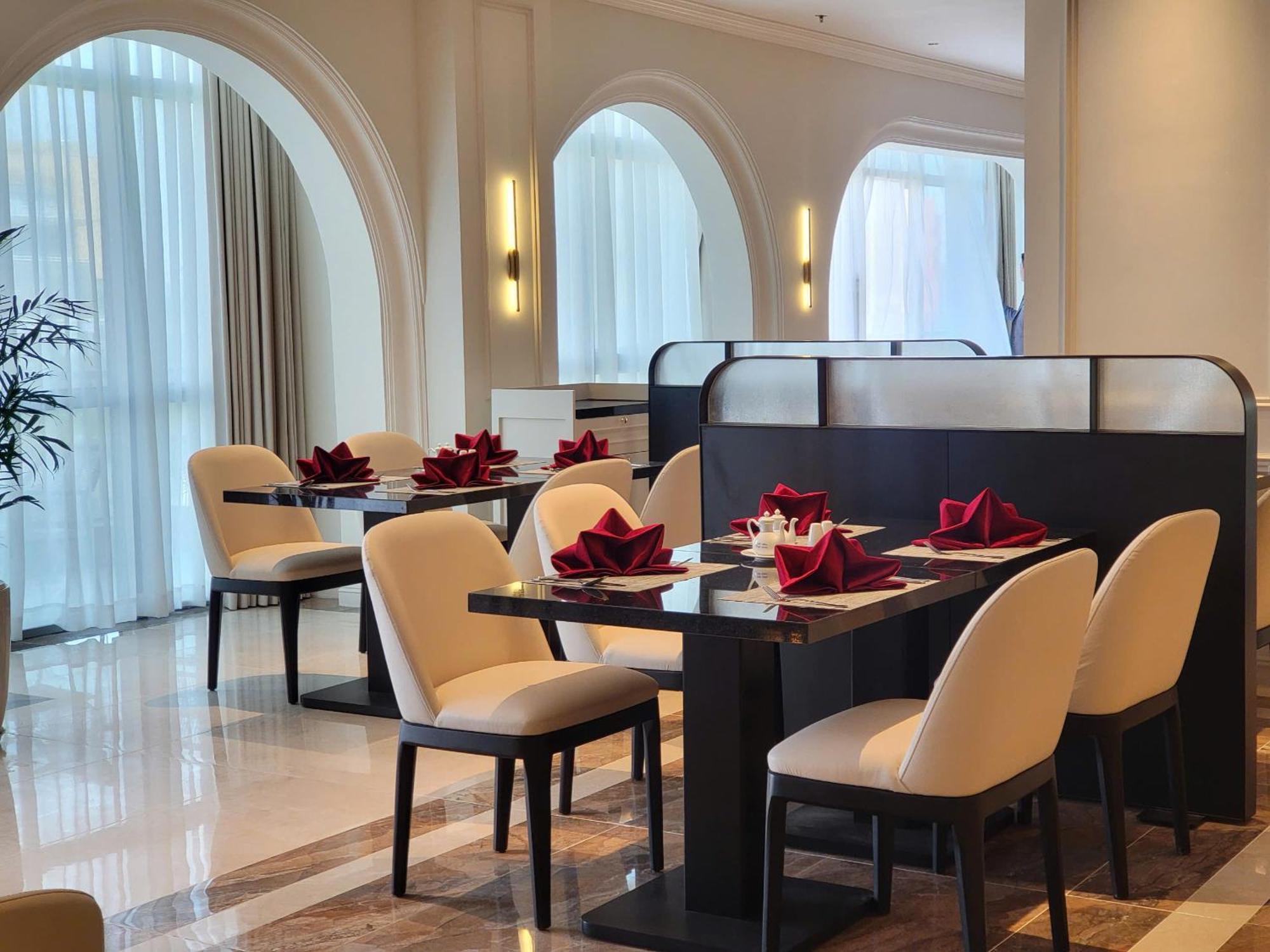 Cosmo Stars Hotel Bac Lieu المظهر الخارجي الصورة