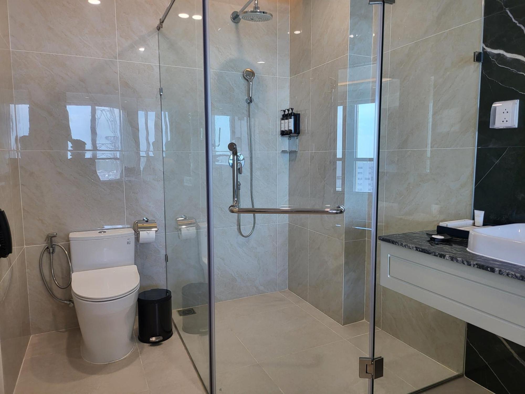 Cosmo Stars Hotel Bac Lieu المظهر الخارجي الصورة